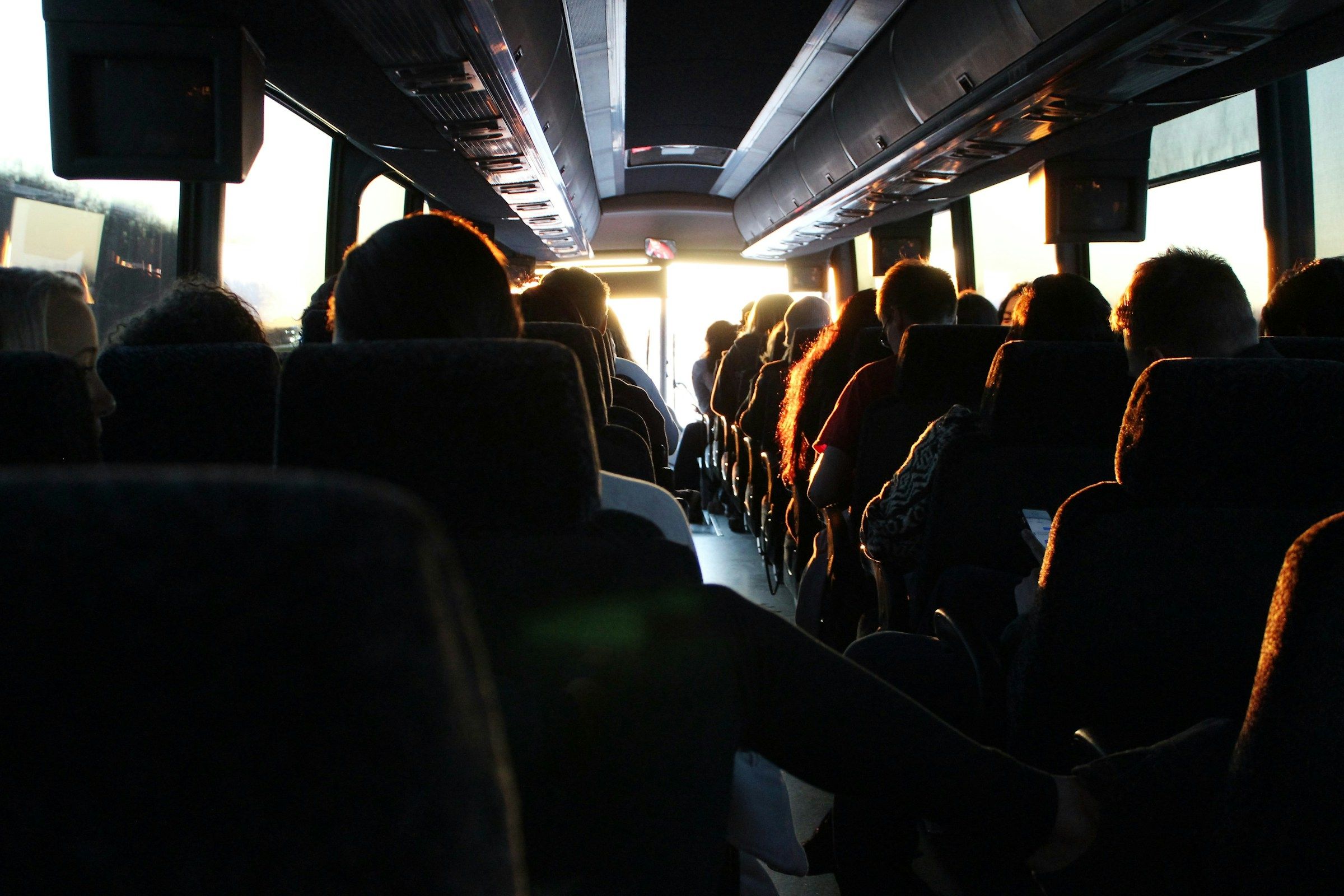 Autobus w trasie podczas realizacji przewozu